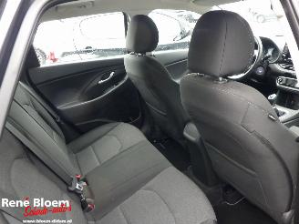 Hyundai I-30 1.0 T-GDi MHEV i-motion picture 17