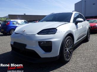 Auto incidentate Porsche Macan 4S 100kWh 448pk Full Option 2025/7