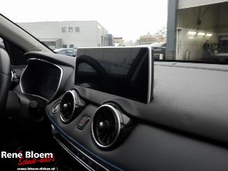 Seres 3 52 kWh Automaat 163pk picture 11