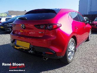 skadebil auto Mazda 3 2.0 e-SkyActive-G M Hybrid  Luxury 122 2019/3