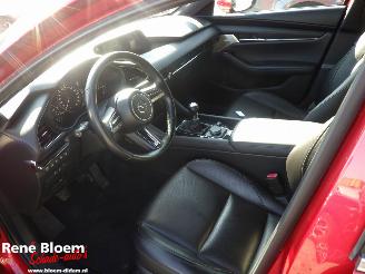 Mazda 3 2.0 e-SkyActive-G M Hybrid  Luxury 122 picture 15