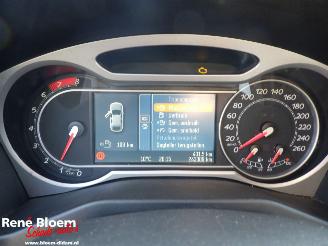 Ford Mondeo Wagon 2.0 16V Limited Clima 145pk picture 16