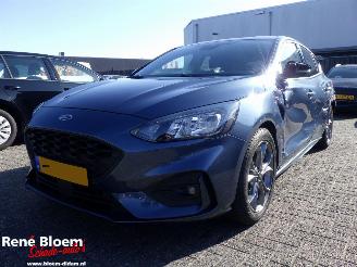 skadebil auto Ford Focus 1.0 EcoBoost Hybrid ST-Line 2021/9
