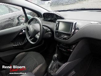 Peugeot 208 1.2 VTI Envy 5drs Airco picture 11