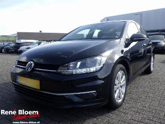 damaged passenger cars Volkswagen Golf 1.0 TSI Comfortline 5drs Navi 2018/2