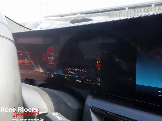 BMW 5-serie 530e Touring picture 15