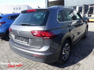 Volkswagen Tiguan 2.0 TDI Sound 150pk picture 4