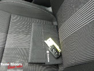 Skoda Octavia 1.6 TDI Greentech Ambition Business picture 18