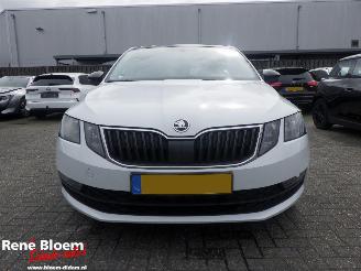 Skoda Octavia 1.6 TDI Greentech Ambition Business picture 6