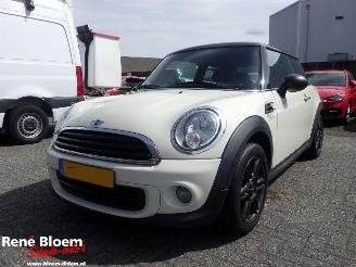 Vaurioauto  passenger cars Mini One Cooper 1.6 Chili 2011/5