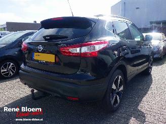 skadebil auto Nissan Qashqai 1.2 n-Connecta Automaat Navi 2017/8