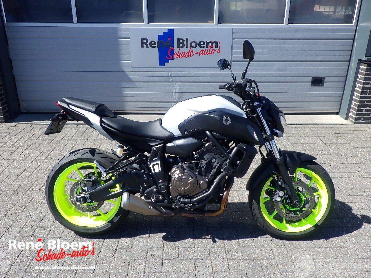 Yamaha MT-07 