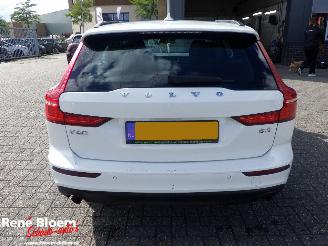 Volvo V-60 2.0 B3 Momentem Avantgarde 163pk Aut picture 3