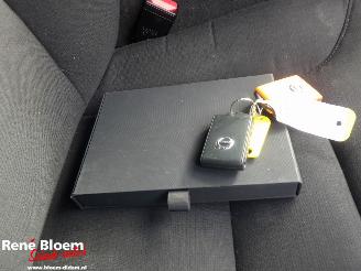 Volvo V-60 2.0 B3 Momentem Avantgarde 163pk Aut picture 10