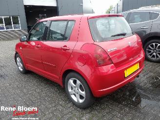 Suzuki Swift 1.5 Exlusive 102pk 5drs Airco picture 6