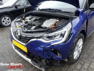 Renault Captur E-TECH HYBRID 145 Intens picture 21
