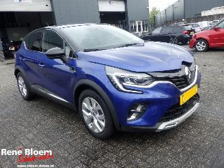 Renault Captur E-TECH HYBRID 145 Intens picture 2