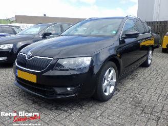 škoda osobní automobily Skoda Octavia Combi 1.6 TDI Greentech DSG Style Business 110pk 2016/7