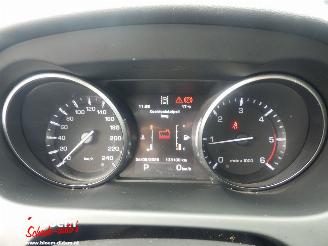 Land Rover Discovery Sport 2.0 TD4 Urban Series SE Dynamic picture 18