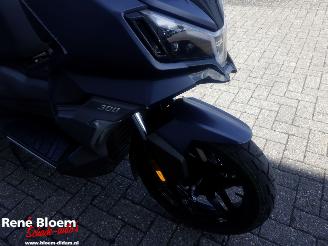 Sym  ADX 300 picture 17