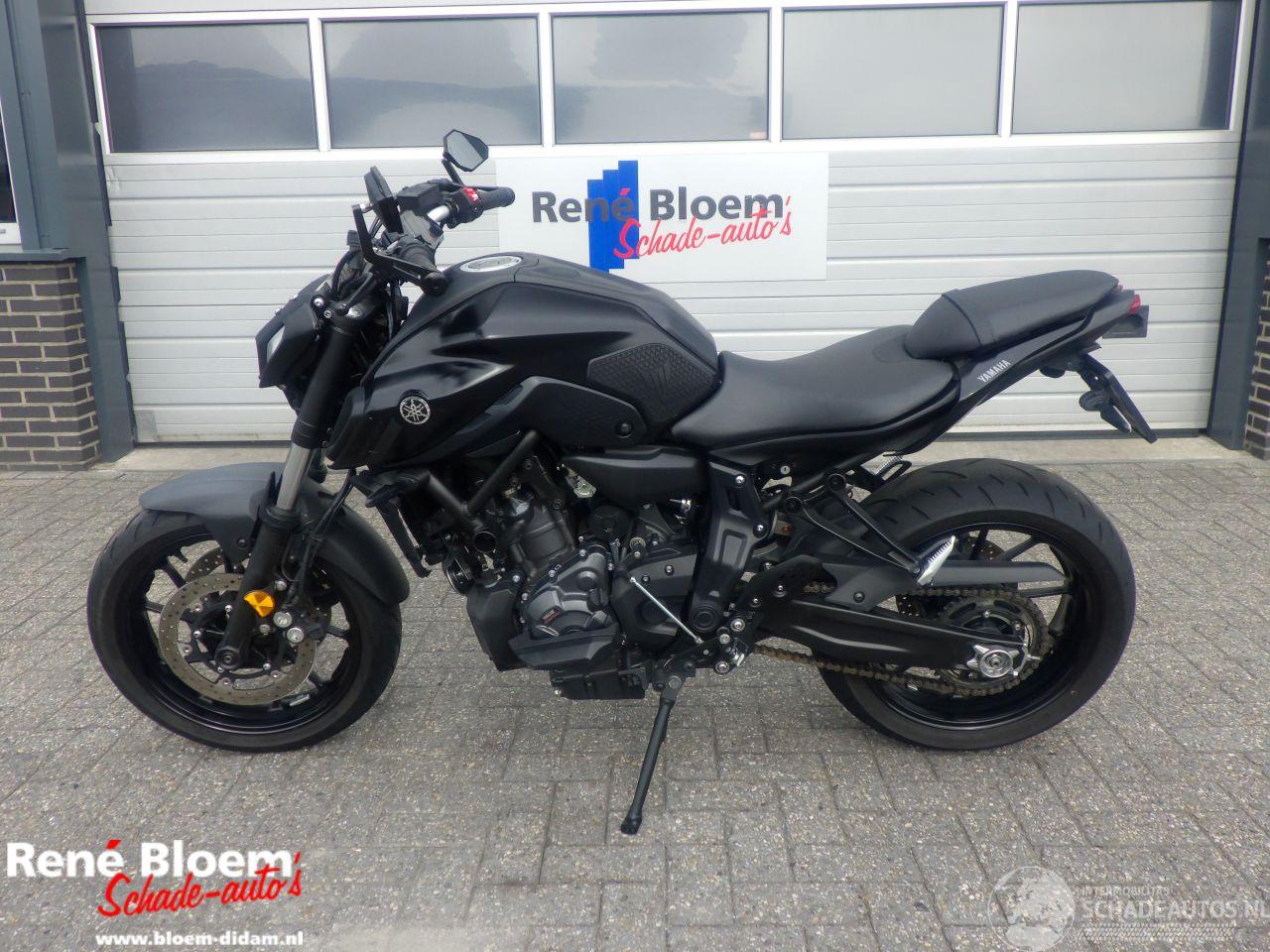 Yamaha MT-07 
