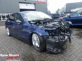 BMW 5-serie 520i M-Sport Automaat picture 2
