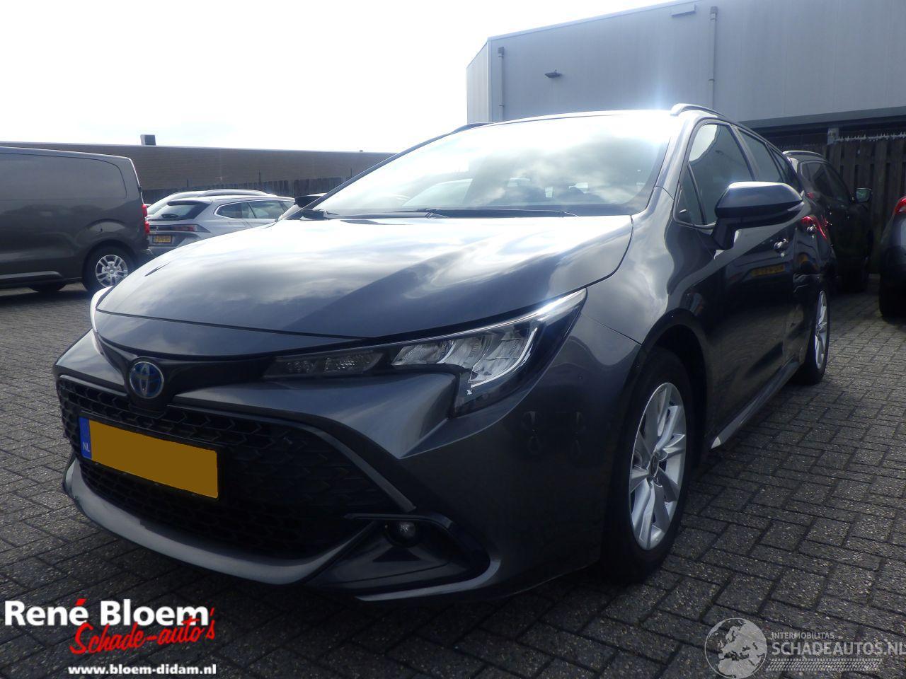 Toyota Corolla Touring Sports Hybrid 140 Business