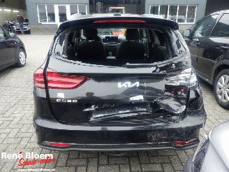 Kia Cee d 1.5 T-GDI MHEV Automaat Executive Line 160pk picture 3