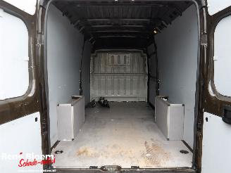 Peugeot Boxer 2.2 BlueHDI 140 L4H2 A-camera picture 16