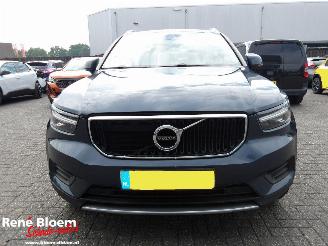 Volvo XC40 1.5 T2 Momentum Business picture 6