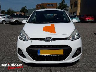 Hyundai I-10 1.0i i-Motion Comfort 5drs picture 3