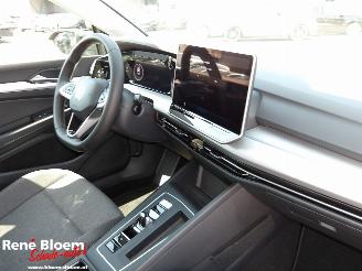 Volkswagen Golf 1.5 eHybrid Life Edition picture 11