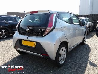 Schadeauto Toyota Aygo 1.0 VVT-i x-now 2016/3