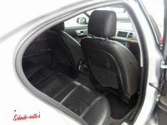 Jaguar XF 2.2D Premium Business Edition picture 9