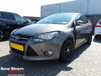 Unfallwagen Ford Focus 1.0 Ecoboost Edition Plus 125pk 2014/5