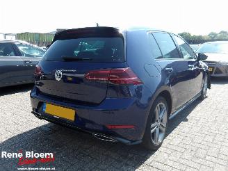 krockskadad bil auto Volkswagen Golf 1.6 TDI Highline R-Line Automaat 2019/7