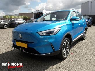 Unfallwagen MG ZS EV Long Range Luxury 70kWh 156pk 2024/7