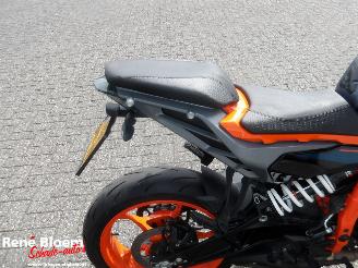 KTM 390 Duke  picture 19