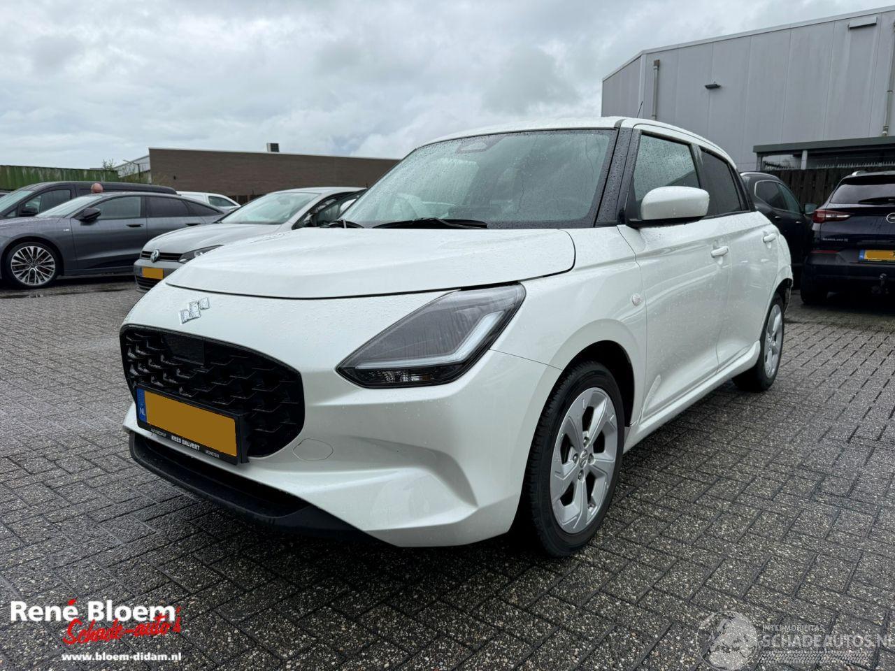 Suzuki Swift 1.2 Select Smart Hybrid 5drs Navi