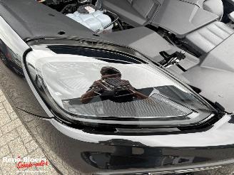 Porsche Cayenne 3.0 E-Hybrid Black Edition 470pk Full Option picture 8