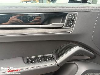 Porsche Cayenne 3.0 E-Hybrid Black Edition 470pk Full Option picture 22