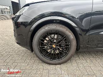 Porsche Cayenne 3.0 E-Hybrid Black Edition 470pk Full Option picture 19