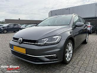 Vaurioauto  passenger cars Volkswagen Golf 1.6 TDI Highline Navi 116pk 2019/6