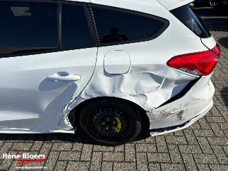 Ford Focus Wagon 1.0 Ecoboost Hybrid ST-Line X Business picture 12