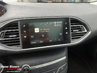 Peugeot 308 1.2 Puretech Executive picture 13