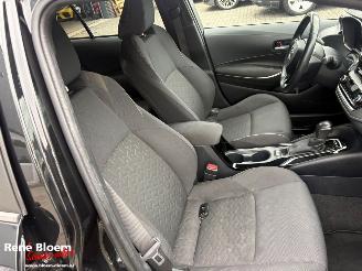 Toyota Corolla 1.8 Hybrid Dynamic Aut picture 15