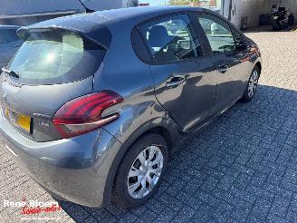 Peugeot 208 1.2 PureTech Active 82pk picture 5