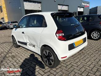 Renault Twingo 1.0 SCE Authentique 5drs picture 2