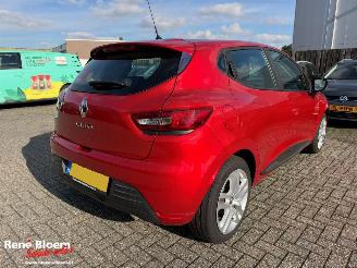 skadebil auto Renault Clio 0.9 TCE Zen 2018/5