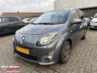 Voiture accidenté Renault Twingo 1.2-16V Collection Airco 2011/1